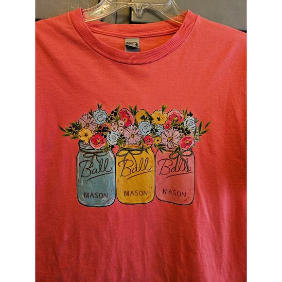 Mason Jar graphic ladies tshirt - gildan brand size medium - Picture 1 of 6